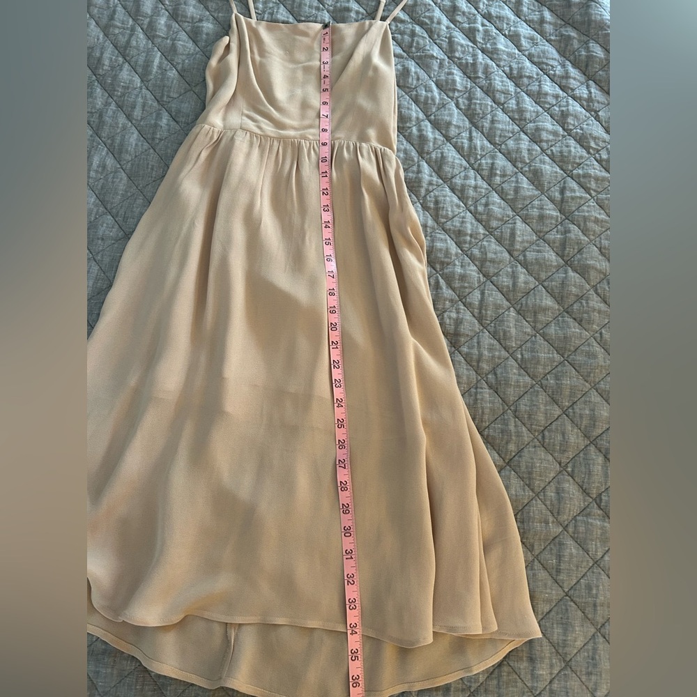 Reformation dress. - Picture 7 of 8